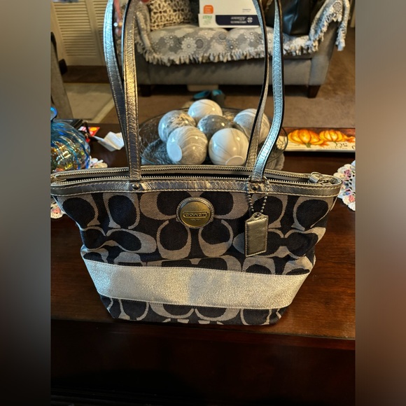 Coach Blue/Silver Signature Canvas Bag Purse - Picture 3 of 5